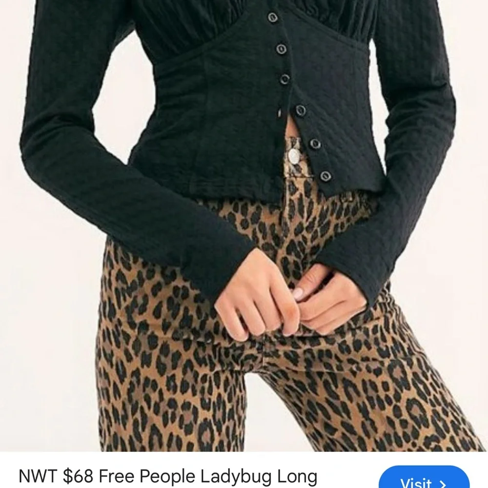 Free People Ladybug Long Sleeve Sweetheart‎ Neck cropped blouse Black small